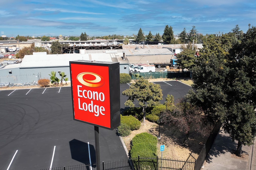 Econo Lodge Stockton near I 5 Fairgrounds - photo 44