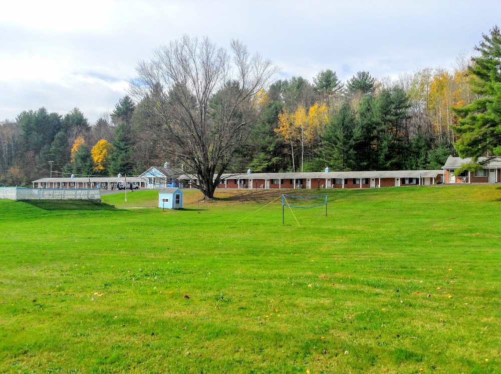 Starlight Inn — Bennington