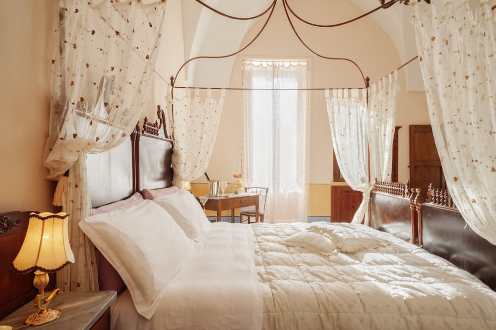 Borgoterra — 4-Star Luxury Hotel in Martano, Italy