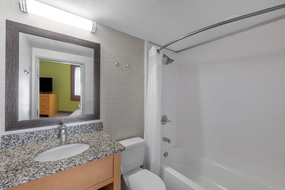 Holiday Inn Express & Suites Wheat Ridge Denver West - photo 30