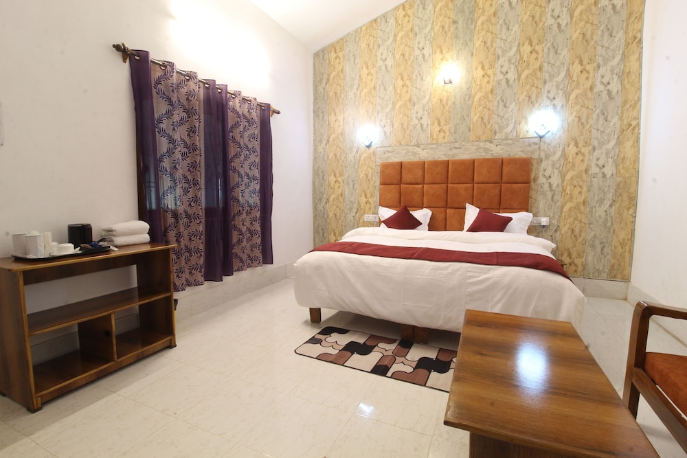 Ashoka Jungle Resort — Manpur