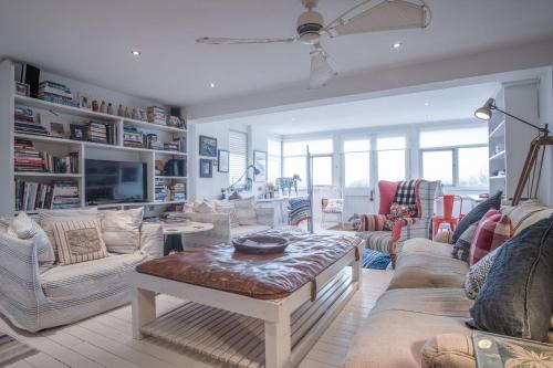 Ty Y Mor Aberporth in Aberporth, United Kingdom