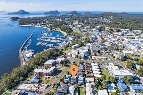 Escape to Thurlow 5b Thurlow Ave Ducted air con Wifi in Nelson Bay, Australia