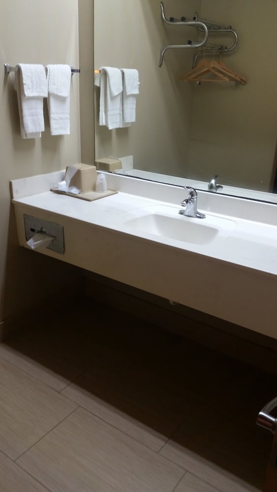 La Copa Inn Brownsville - photo 21