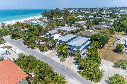Sea Oats in Holmes Beach, United States