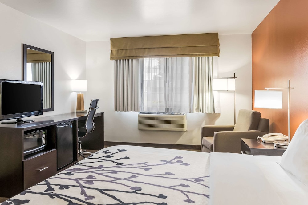 Sleep Inn North Liberty - photo 20