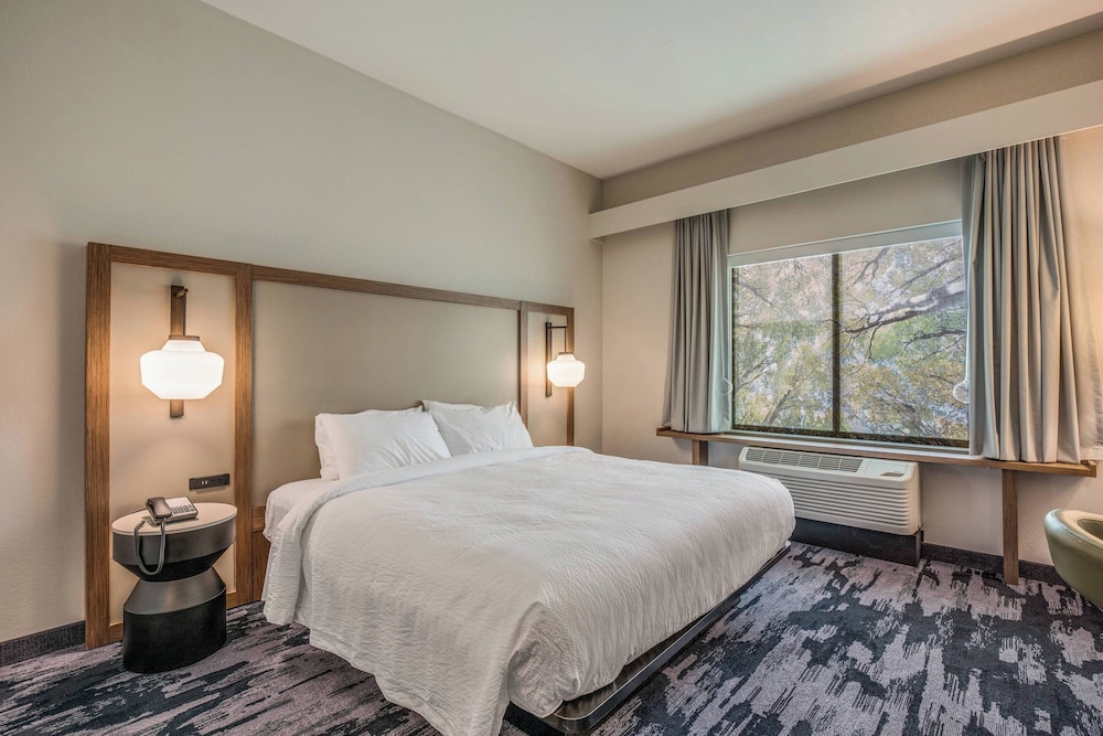 Fairfield Inn & Suites by Marriott Whitewater - photo 13