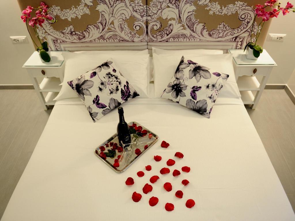 Easyrome Guest House — 4-Star Luxury Hotel in Rome, Italy
