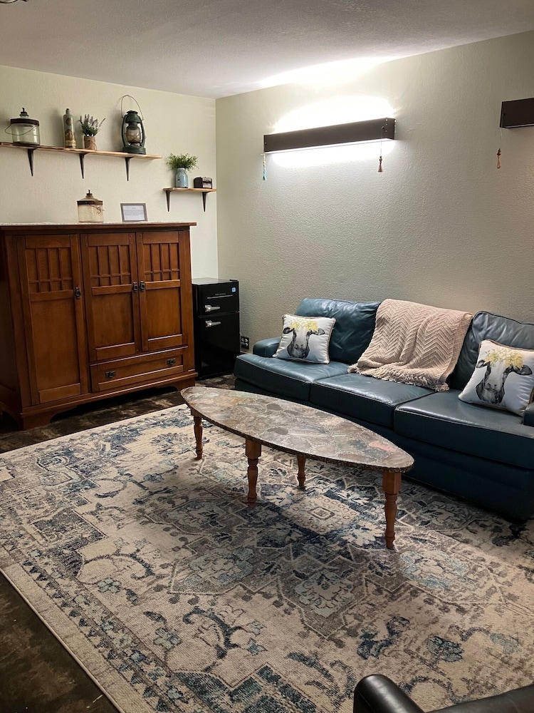 Prairie Rose Inn - photo 20
