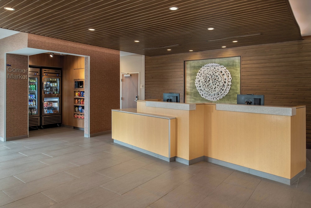 Fairfield Inn & Suites by Marriott Wenatchee - photo 3