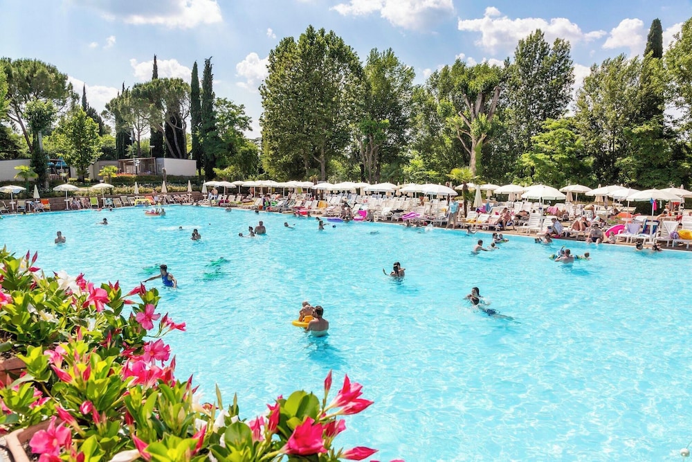 Hotel La Diga Altomincio Family Park — hotel in Valeggio Sul Mincio