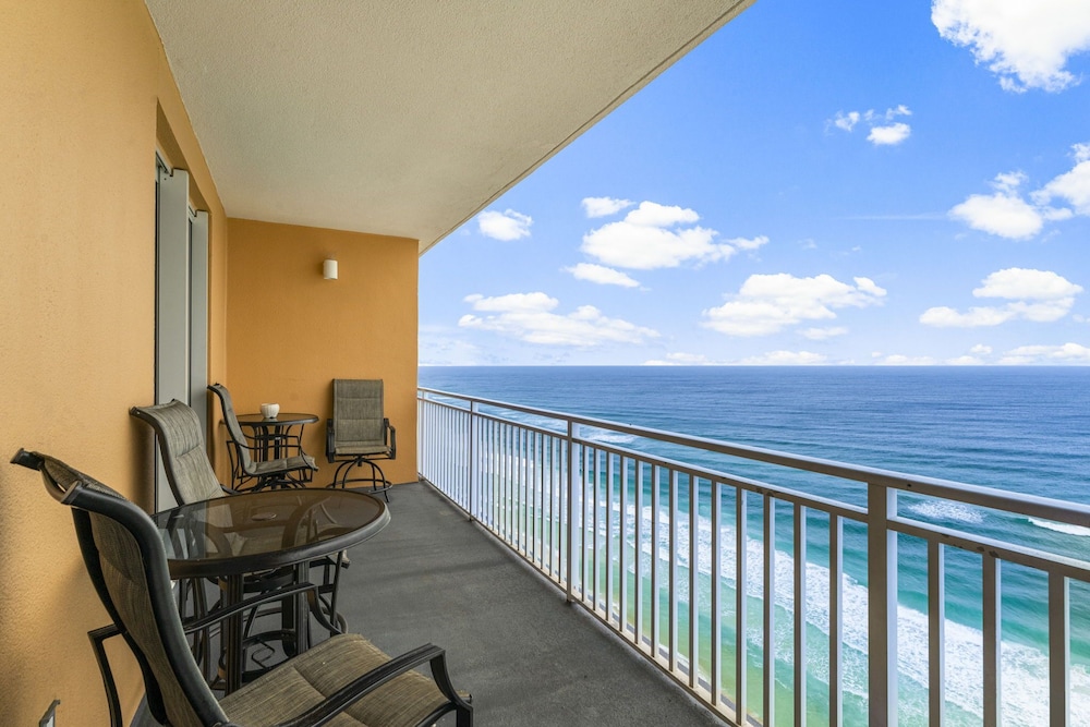 Splash Resort 1902e Make A Splash — 4-Star Luxury Hotel in Panama City Beach, United States