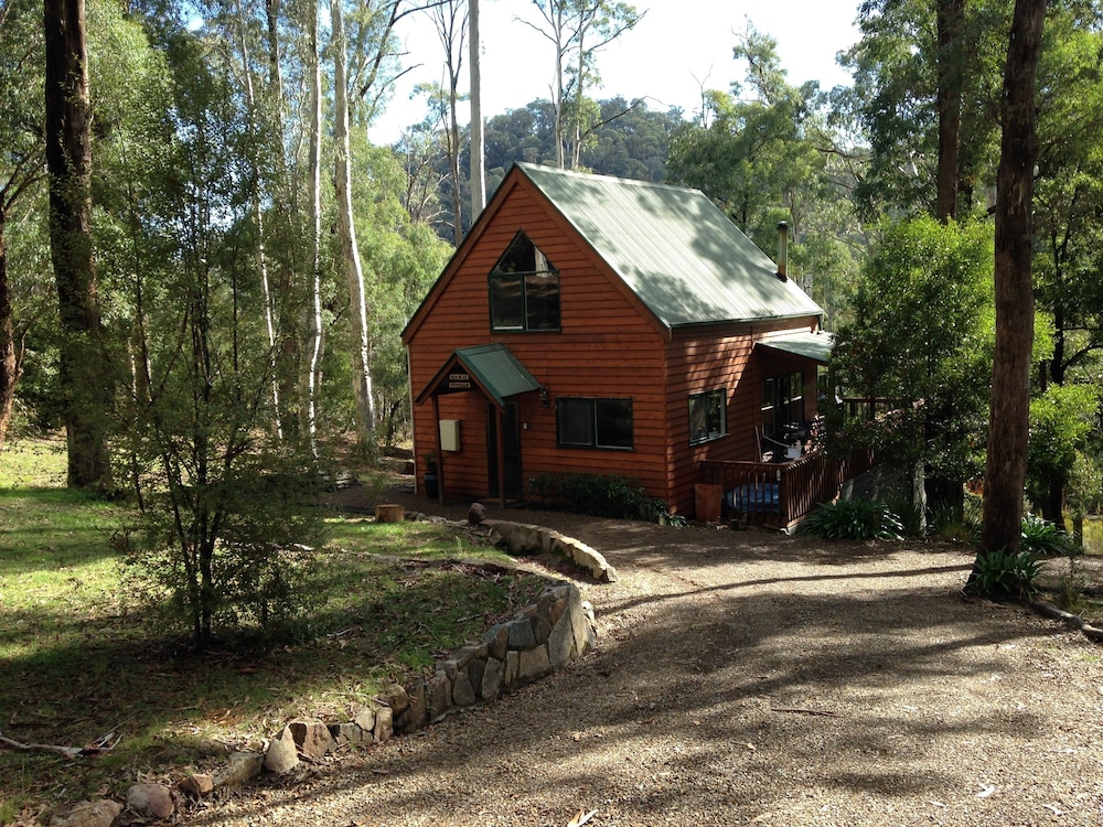 Kookas Cottage — 4-Star Luxury Hotel in Mount Buller, Australia