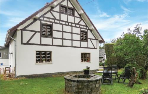 Gorgeous Home In Monschauhöfen — 4-Star Luxury Hotel in Hofen An Der Enz, Germany