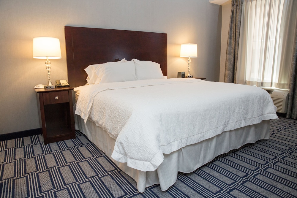 Hampton Inn & Suites Providence Downtown - photo 22