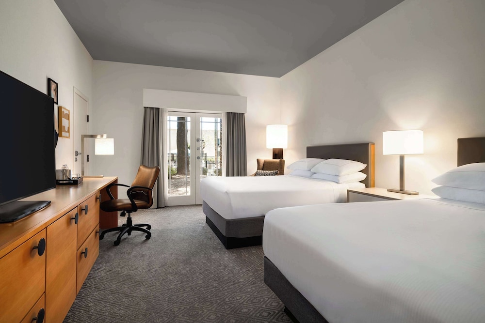 Hilton Scottsdale Resort & Villas - photo 26