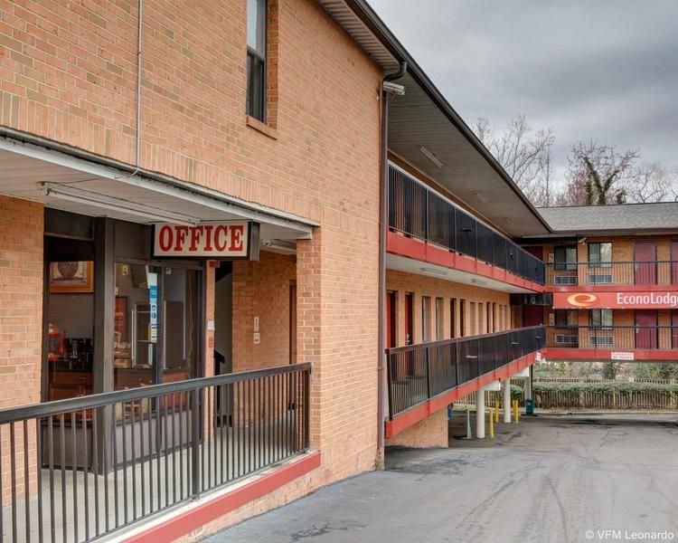 Red Carpet Inn by University of Maryland - photo 4