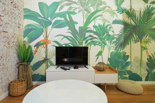 Unique and Beautiful 1BR Apt in Historic Tbilisi by Wehost