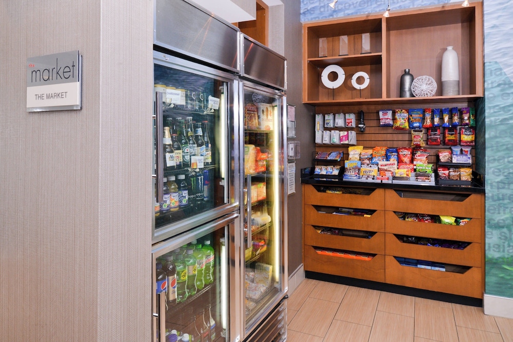 SpringHill Suites by Marriott Corona Riverside - photo 23