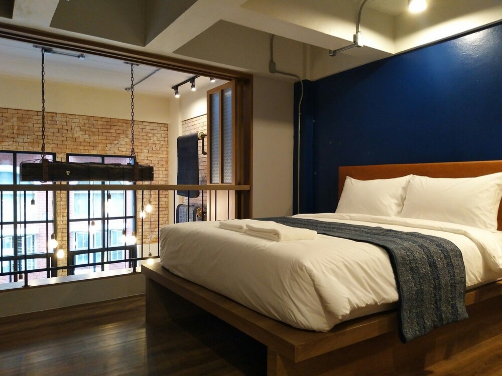 Natee Hostel