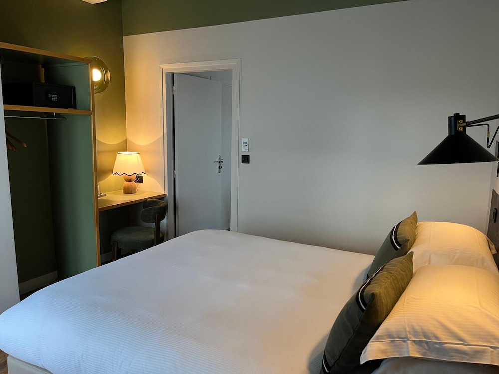 Hôtel Monsieur Jules — hotel in Clamart