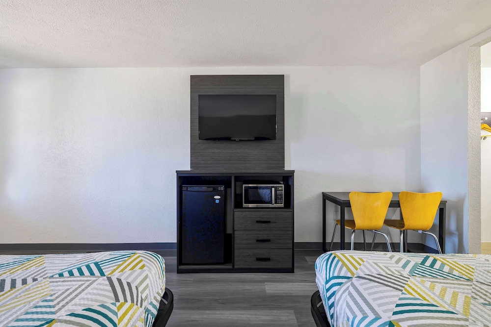 Motel6 Lake Charles LA - photo 12