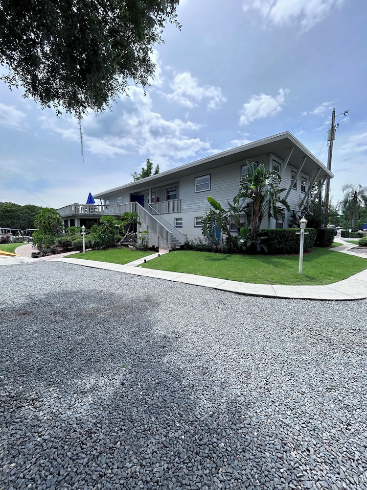 Hontoon Landing Resort & Marina - photo 39
