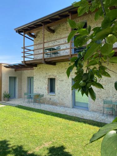 Antica Cascina Corgeno — 4-Star Luxury Hotel in Corgeno, Italy