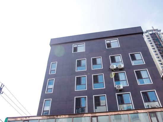 Dalian Pacific Express Hotel in Dalian, People's Republic of China