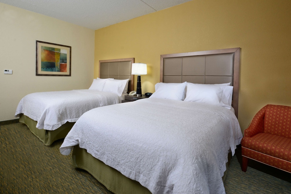 Hampton Inn Raleigh Town Of Wake Forest - photo 16