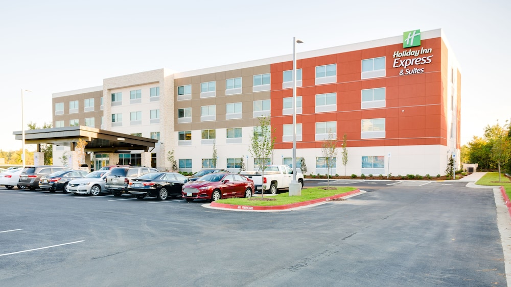 Holiday Inn Express & Suites Russellville by IHG in Russellville, United States