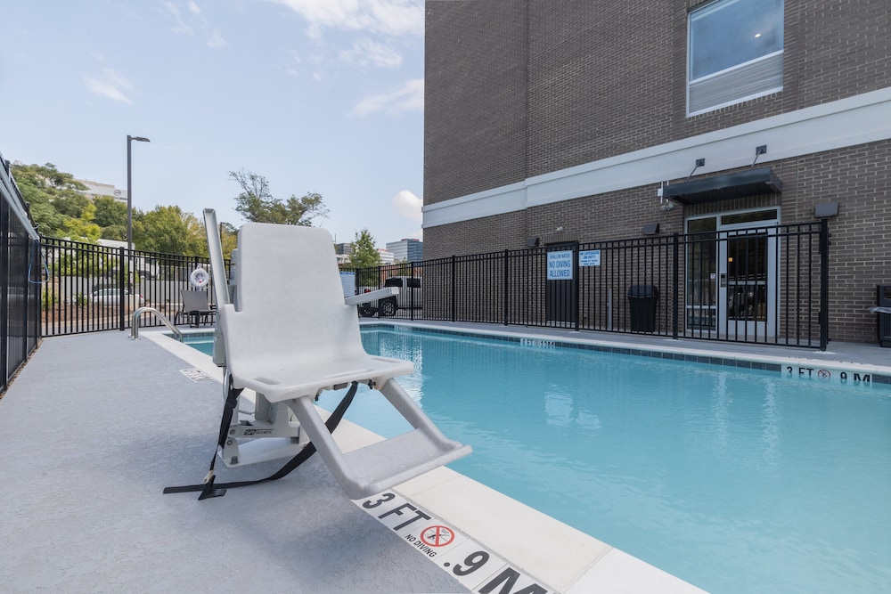 Holiday Inn Express & Suites Columbia Downtown The Vista by IHG - photo 16