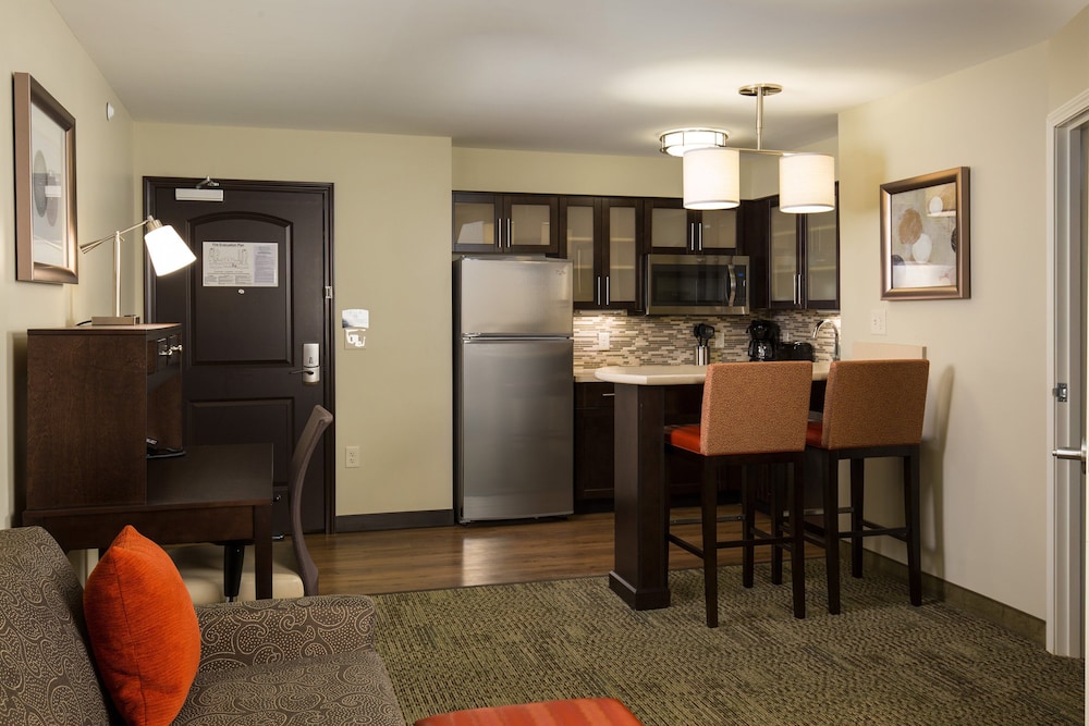 Staybridge Suites Columbus Polaris by IHG - photo 8