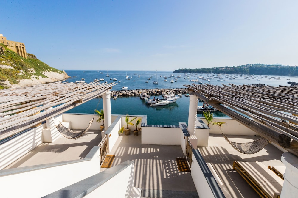 San Michele — 4-Star Luxury Hotel in Procida, Italy