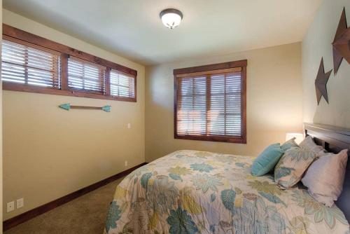 Greystone on Payette Lake by Casago McCall Donerightmanagement - photo 14