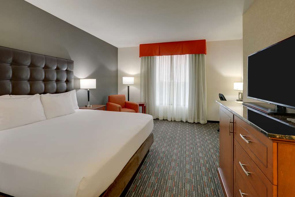 Drury Inn & Suites Charlotte Arrowood - photo 28