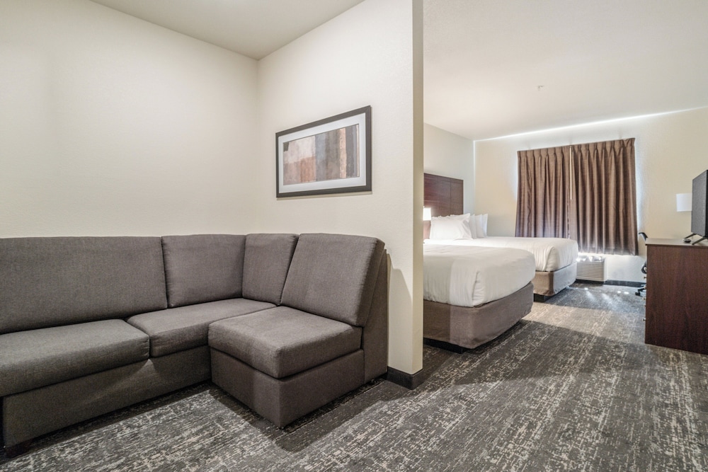 Cobblestone Hotel & Suites Newport - photo 14