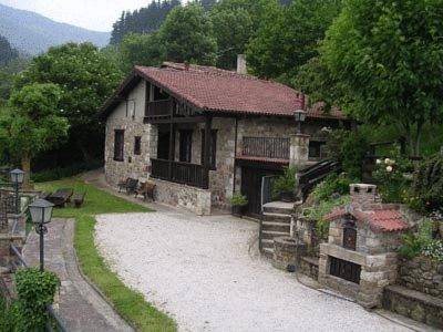Viviendas Rurales la Fragua — 4-Star Luxury Hotel in Potes, Spain