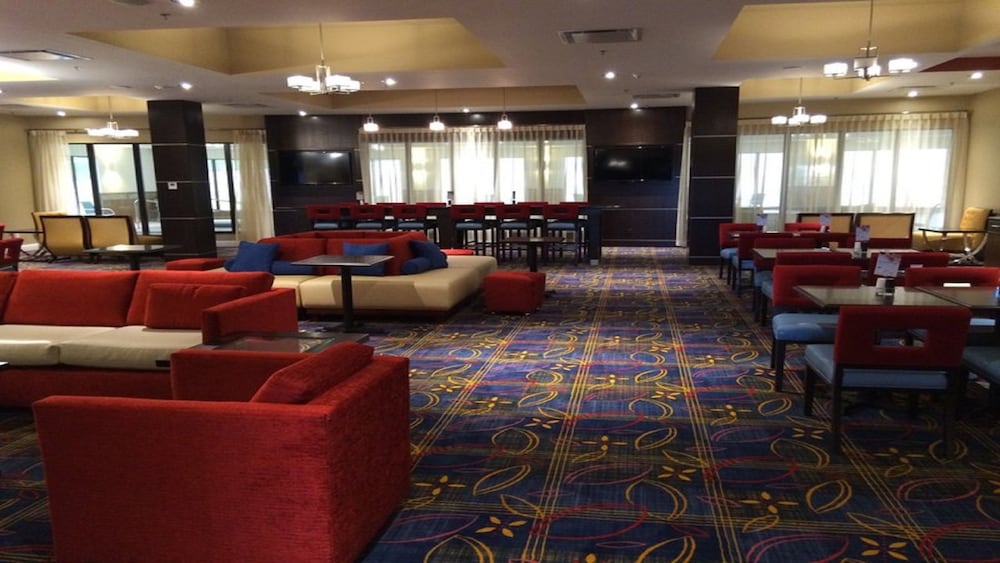 Holiday Inn Express Hotel & Suites Columbia Univ Area Hwy 63 by IHG - photo 23