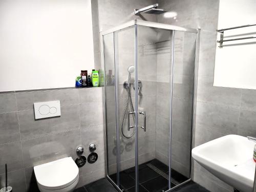 Hotel Valley Of Business Frankfurt Airport Black Label Studio — hotel in Hofheim Am Taunus