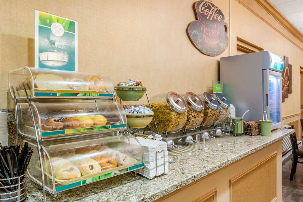 Quality Inn Old Saybrook Westbrook - photo 35