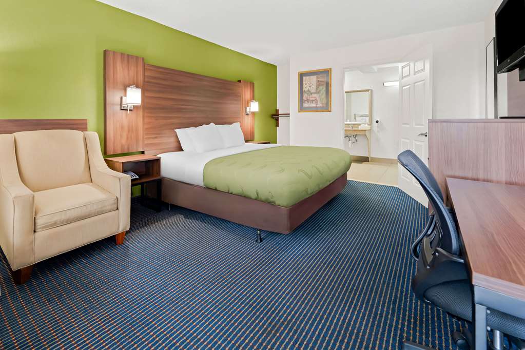 Quality Inn Americus - photo 14