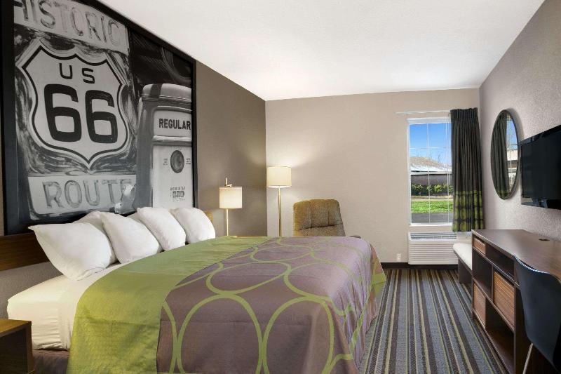Super 8 by Wyndham Strafford Springfield Area - photo 13