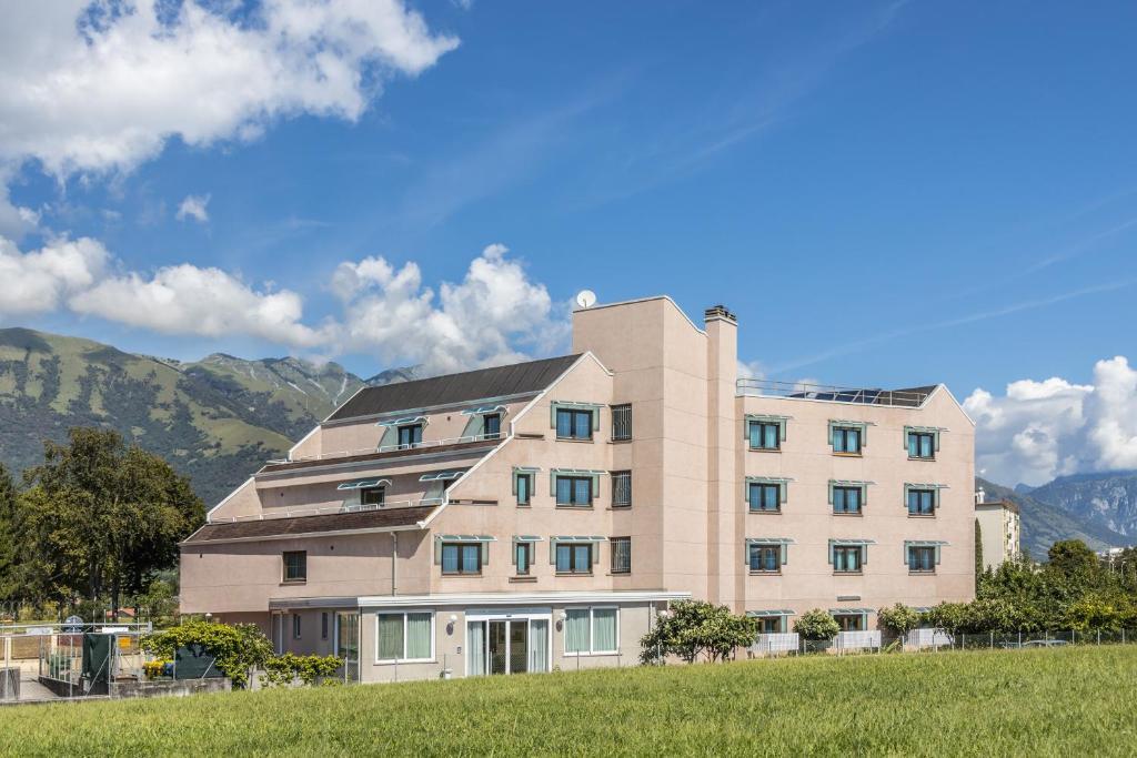 Aviano Palace Hotel — hotel in Aviano