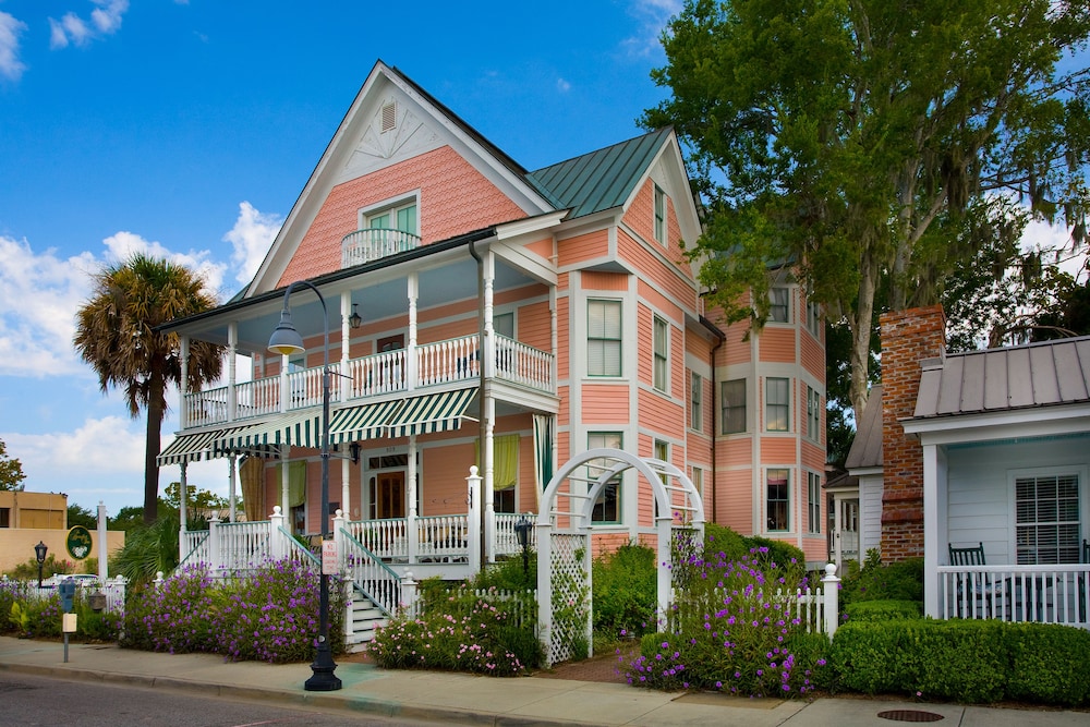 Beaufort Inn - featured photo