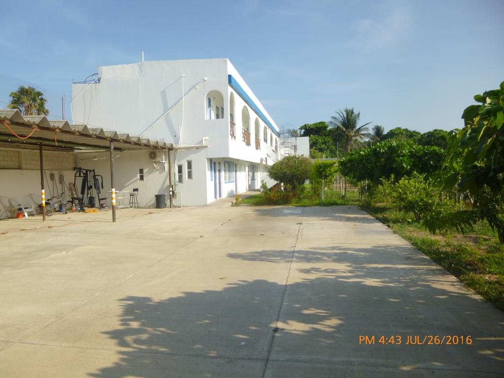 Hotel Y Suites Del Paci Fico — Salina Cruz