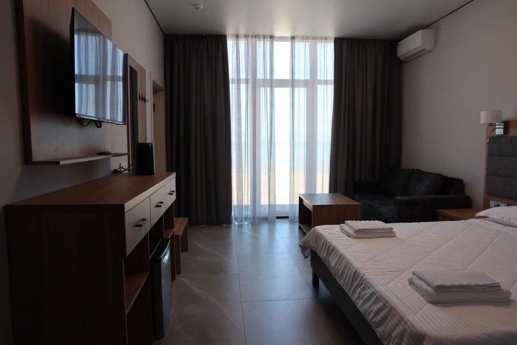 Gracesea Hotel - carbon neutral hotel in Manas