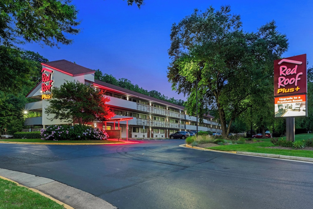 Red Roof Inn PLUS Washington DC Alexandria - photo 27