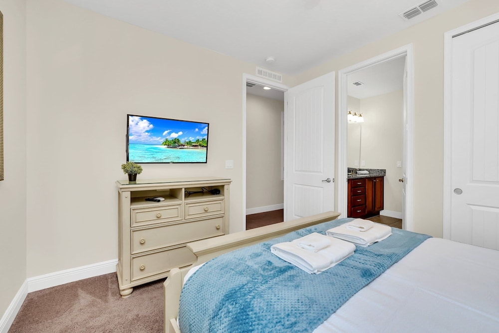 Fun and Stylish Family Villa in Encore Resort - photo 17