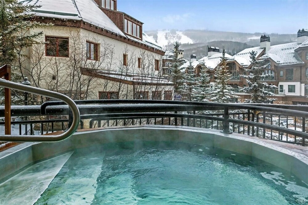 Ski In Ski Out 2 Bedroom Vacation Condo With Resort Amenities That Include Exercise Center Indoor Pool And Hot Tubs - photo 11